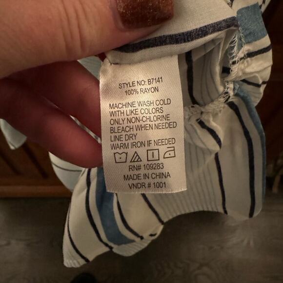 Surf Gypsy Swim Suit Cover Up Womens size Medium Blue and White Stripe - Picture 9 of 11